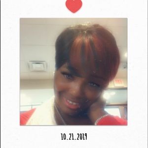 Meet your Posher, Yolanda